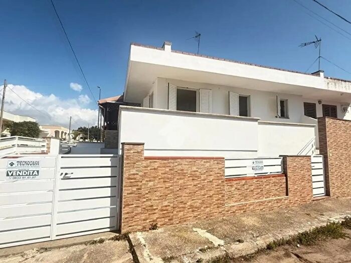 Casa trilocale in vendita in Via Sanremo, Taviano