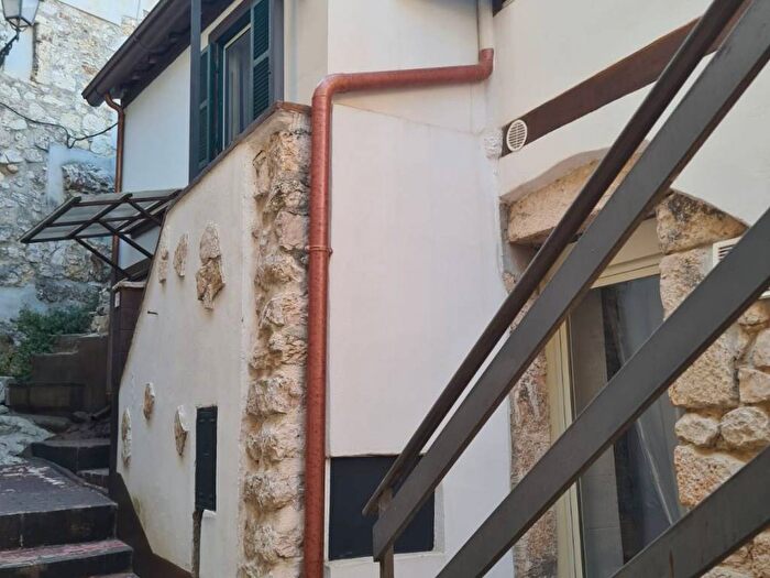Casa trilocale in affitto in Vicolo del Monastero, Centro, Alatri