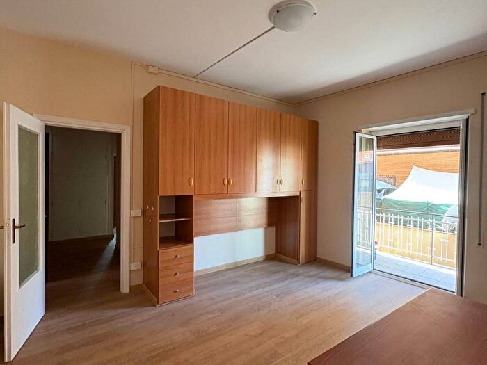 Appartamento trilocale in affitto in via marsala, Centro, Monterotondo