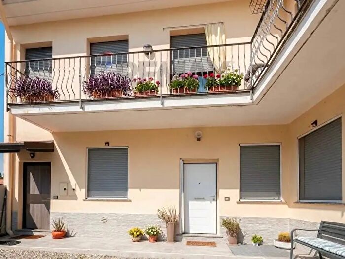 Appartamento trilocale in vendita in Via Pio XI, Seveso