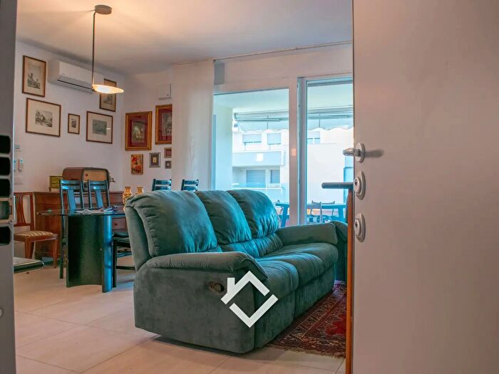 Appartamento trilocale in vendita in Via Unità dItalia, Pozzo DAdda