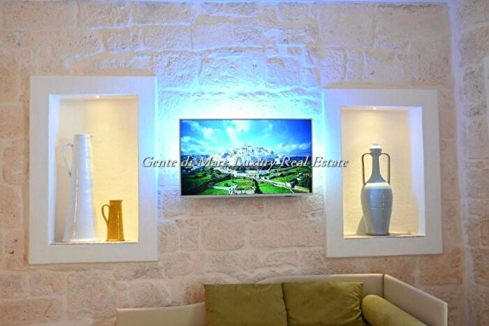 Casa quadrilocale in vendita in Ostuni