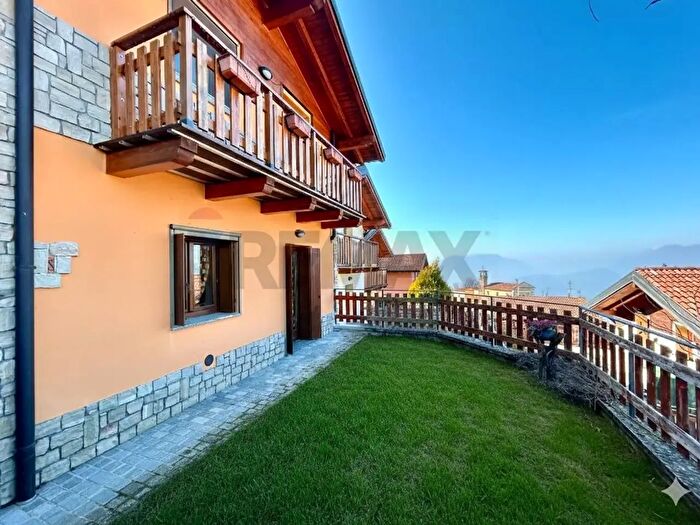 Appartamento bilocale in vendita in Pisogne