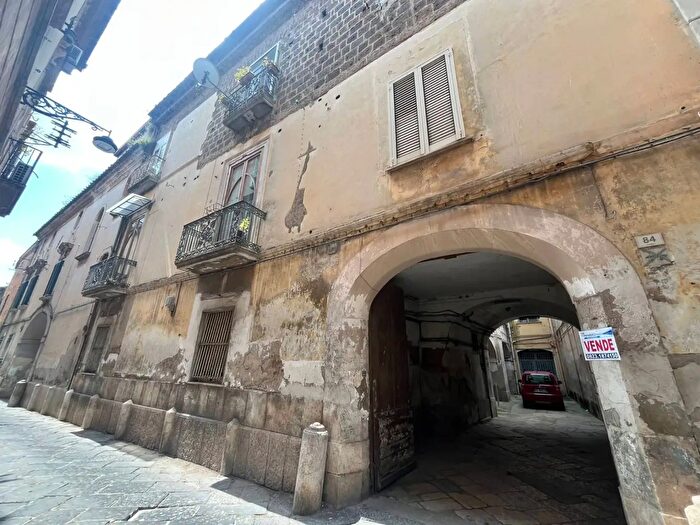 Appartamento quadrilocale in vendita in Via Albana, Santa Maria Capua Vetere