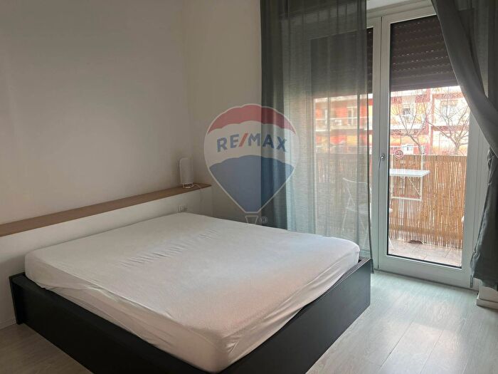 Appartamento con 5 locali in vendita in Largo Ignazio Ciaia, Bari