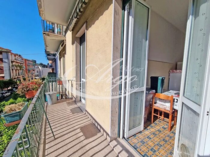 Appartamento quadrilocale in vendita in Lerici