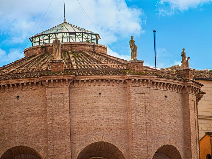 Appartamento trilocale in vendita in Via Candia, Roma