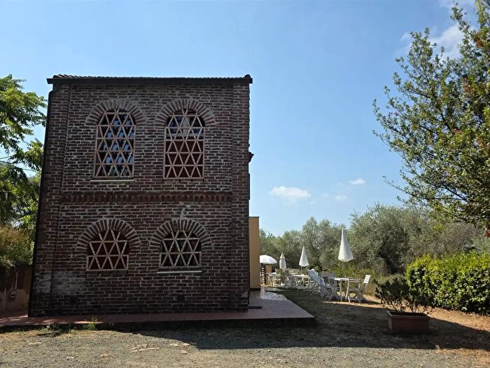 Casa bilocale in affitto in Sarzana