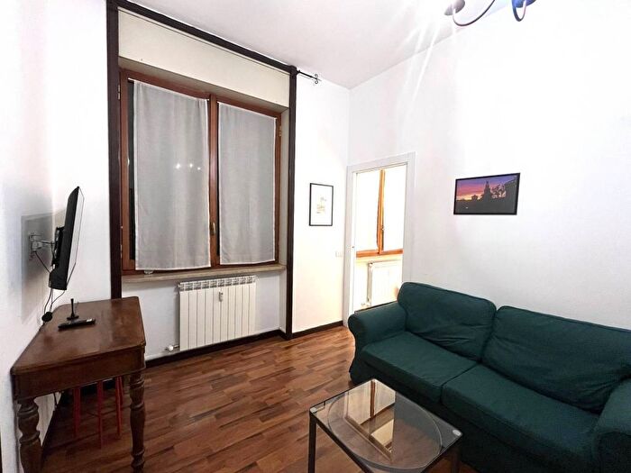 Appartamento trilocale in affitto in Foro Buonaparte, Cadorna Castello, Milano