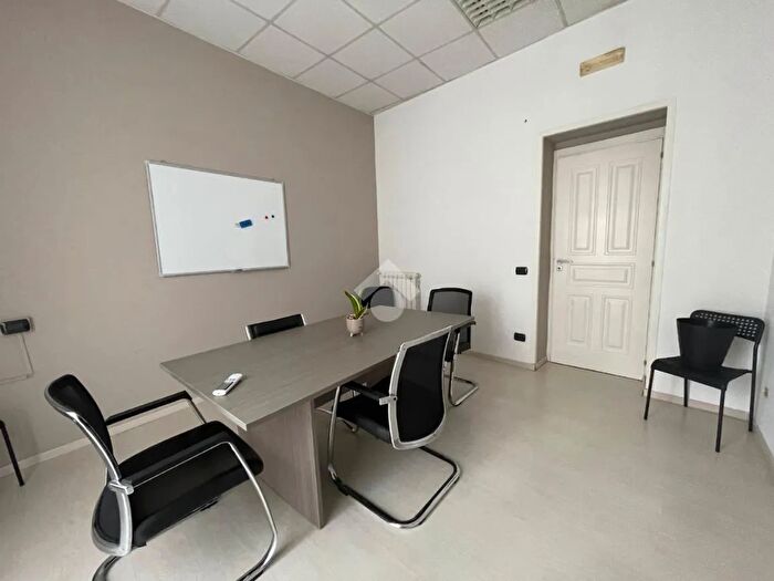 Appartamento quadrilocale in vendita in Via Vincenzo Merolla, Marano Di Napoli