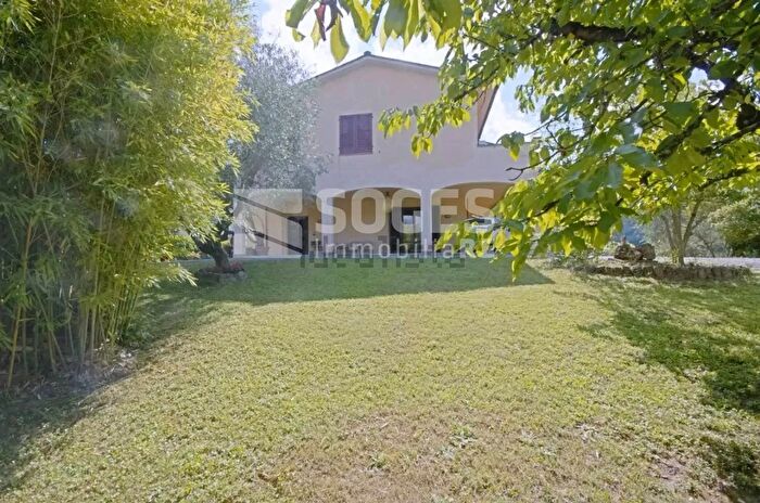 Casa con 10 locali in vendita in Via San Martino Altoreggi, Figline e Incisa Valdarno