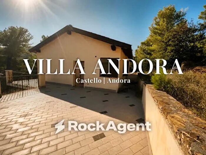 Casa con 6 locali in vendita in Località Marino, Andora