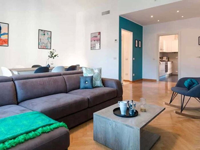 Appartamento quadrilocale in affitto in Via Santa Croce, Ticinese, Milano