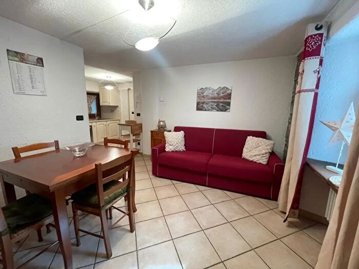 Appartamento bilocale in affitto in Rue Des Salasses, Pre Saint Didier