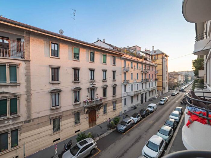 Appartamento bilocale in affitto in Via Gaetano Previati, Amendola Buonarroti, Milano