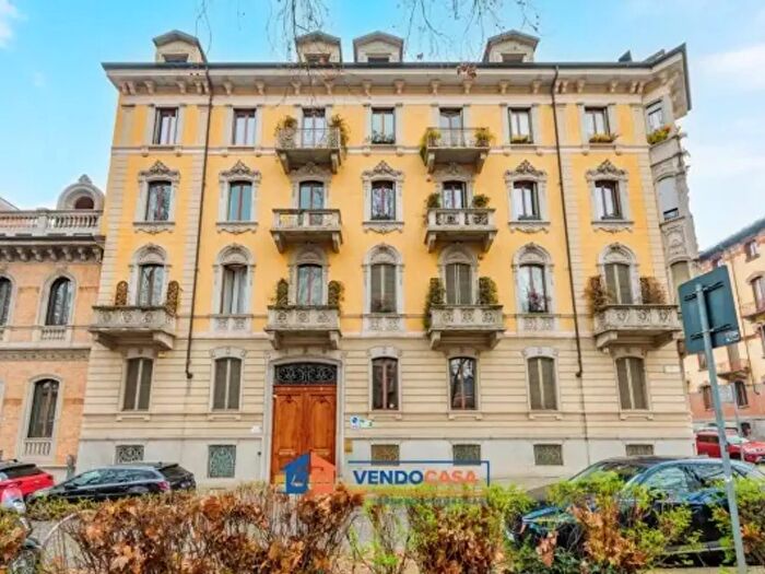 Appartamento quadrilocale in vendita in Corso Fiume, Torino
