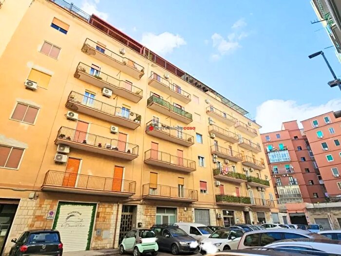 Appartamento trilocale in vendita in Via Pasquale Tarantino, Foggia