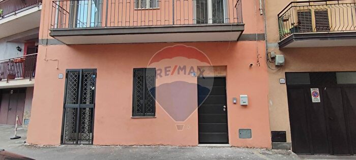 Appartamento monolocale in affitto in Via Spoto, Aci Catena