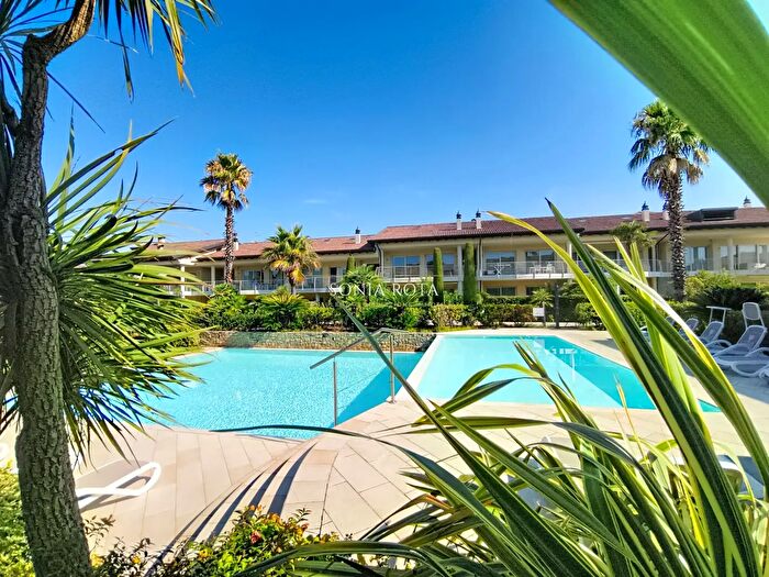 Appartamento quadrilocale in vendita in Via San Vito, Sirmione