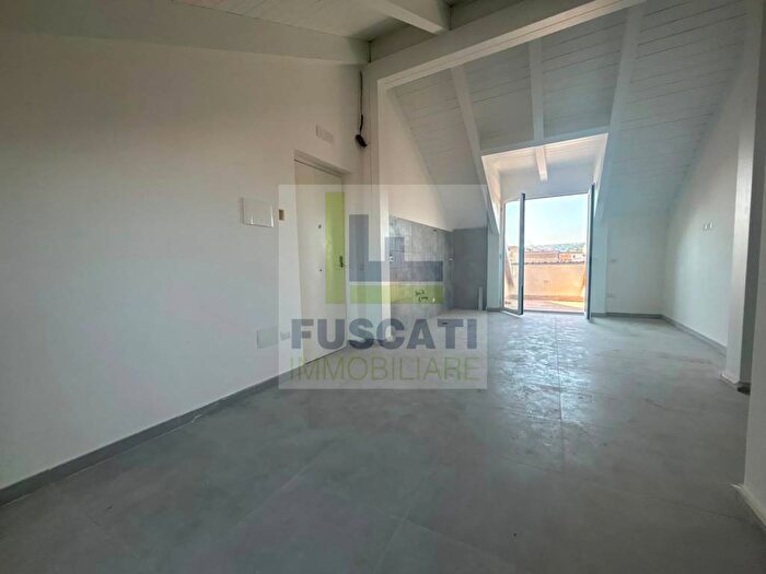 Appartamento trilocale in affitto in Via Torre, Centro, Mugnano di Napoli