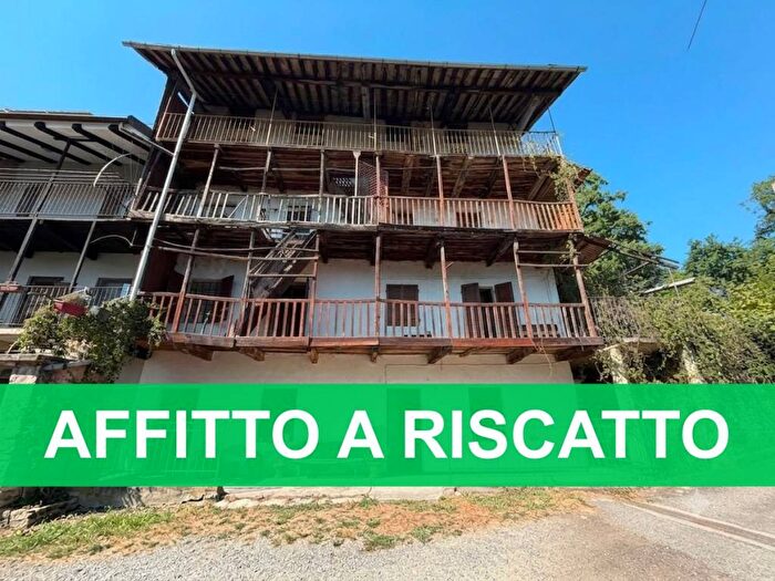 Casa con 5 locali in affitto in Via Case Min, Rocca Canavese