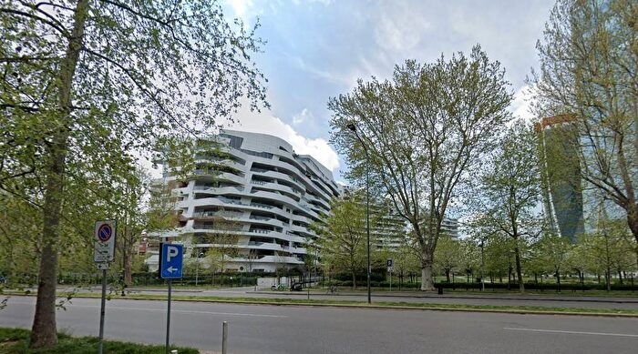 Appartamento trilocale in affitto in Sempione, Milano