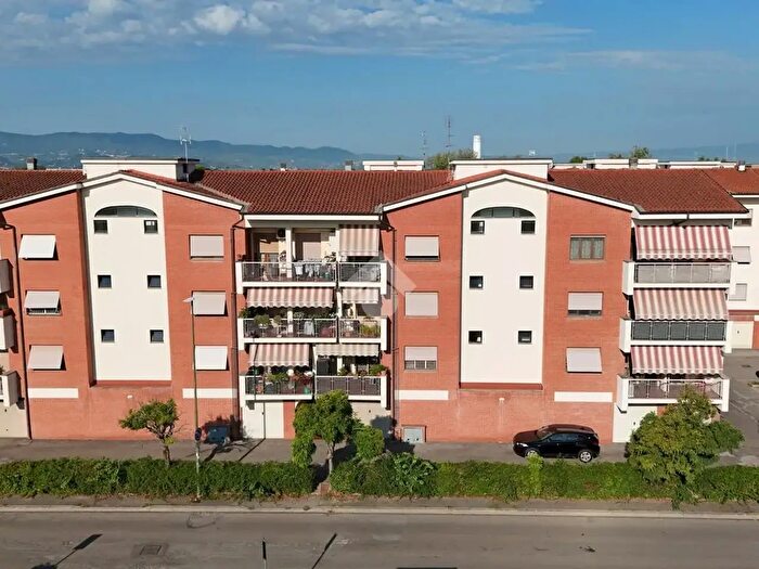 Appartamento quadrilocale in vendita in Via Giovanni Falcone E Paolo Borsellino, Campi Bisenzio