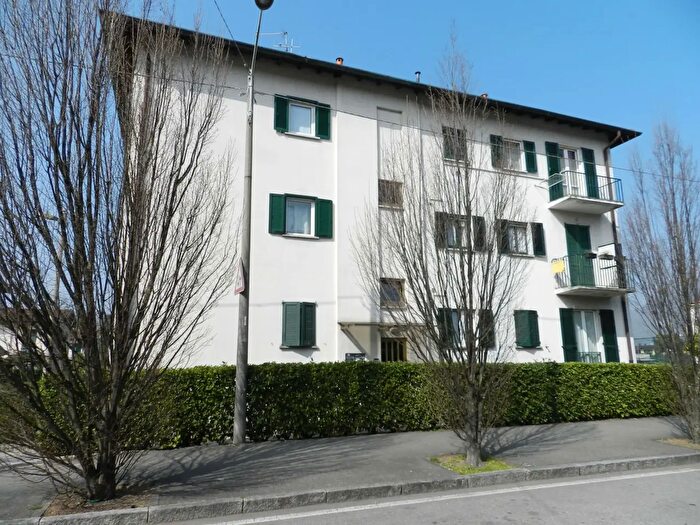 Appartamento bilocale in affitto in Via Don Bosco, Como