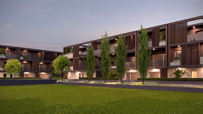 Appartamento quadrilocale in vendita in Via Francia, Castelfranco Veneto