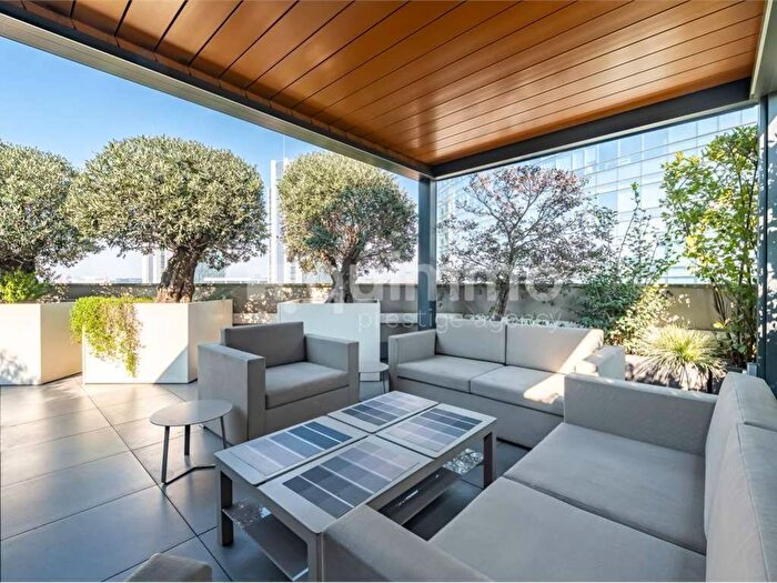 Appartamento con 6 locali in affitto in Via Capelli, Garibaldi Corso Como, Milano