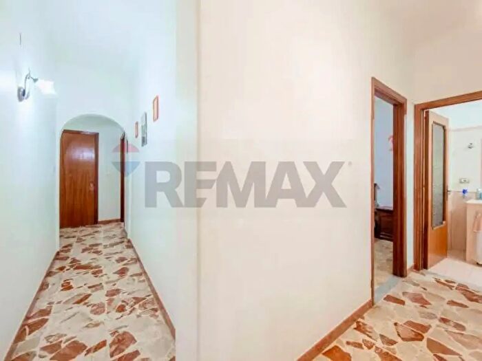 Appartamento con 5 locali in vendita in Via Olivio Sozzi, Catania