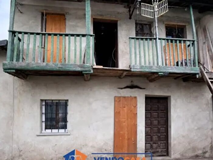 Casa con 5 locali in vendita in Via della Chiesa, Bra