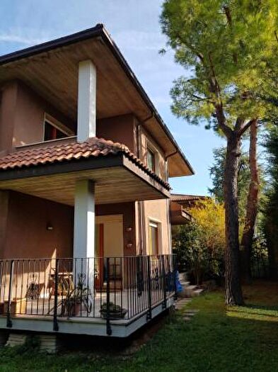Casa con 6 locali in vendita in Via dei Ranuncoli, Ascoli Piceno