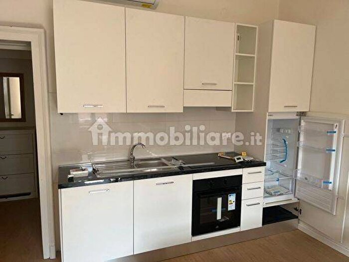Appartamento bilocale in affitto in Via Piacenza, Porta Romana Cadore Montenero, Milano