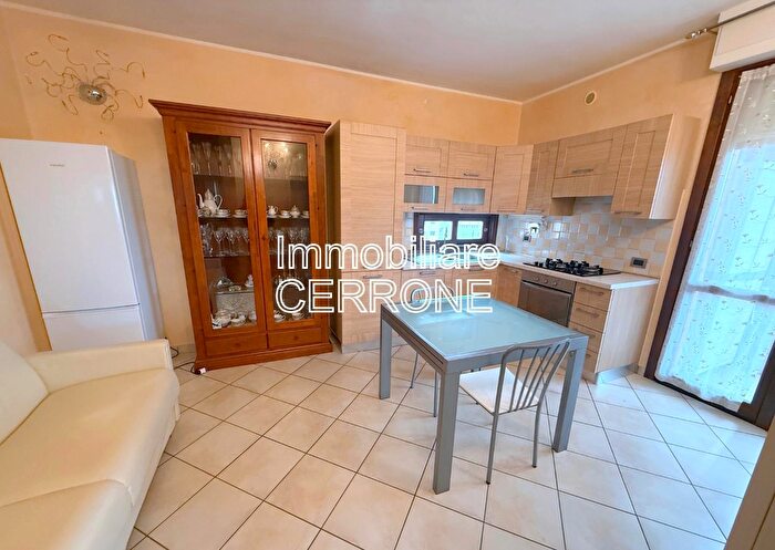 Appartamento trilocale in vendita in Cecina