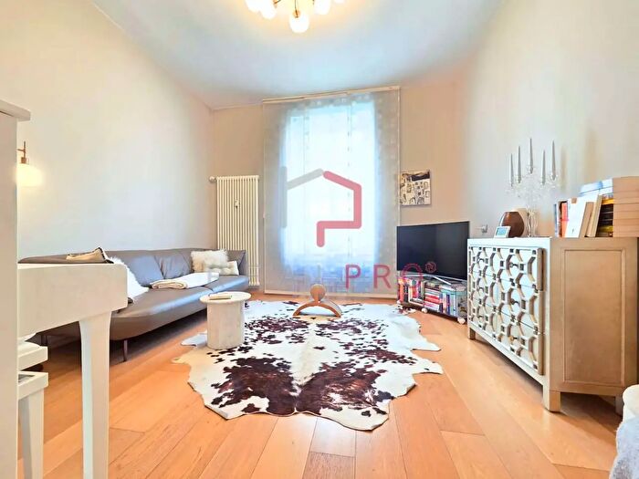Appartamento trilocale in vendita in Via Crispi, Bolzano