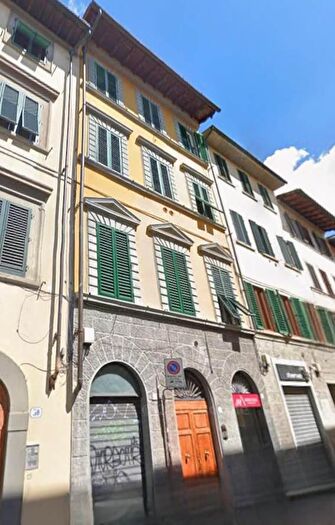 Appartamento trilocale in affitto in Firenze