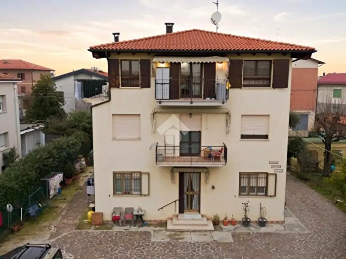 Appartamento quadrilocale in vendita in V Radici in Piano, Formigine