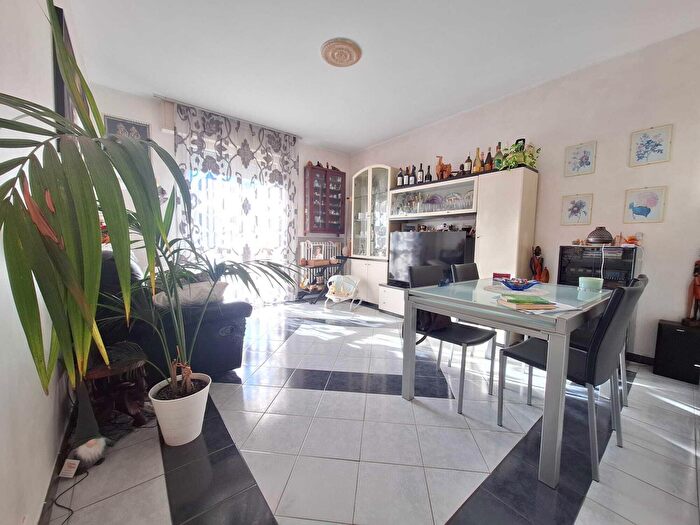 Appartamento con 6 locali in vendita in Rimini