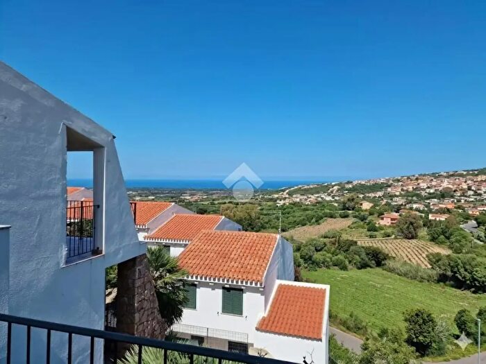 Appartamento bilocale in vendita in Via Genova, Badesi