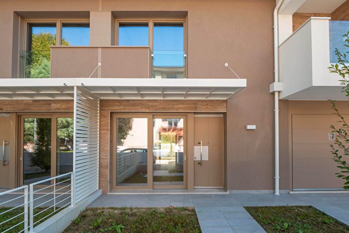 Casa con 5 locali in vendita in Mogliano Veneto