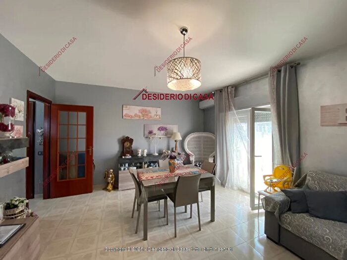 Appartamento trilocale in vendita in Termini Imerese