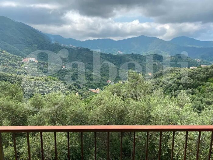 Casa con 5 locali in vendita in Montale, Levanto