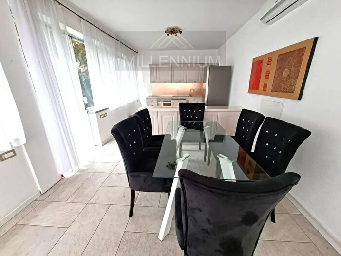 Appartamento quadrilocale in vendita in Arona