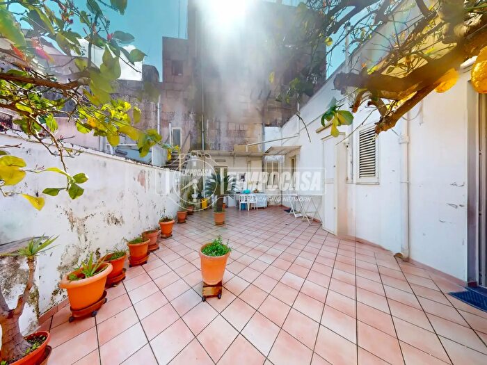 Casa con 5 locali in vendita in Via Luisa Frisari, Maglie