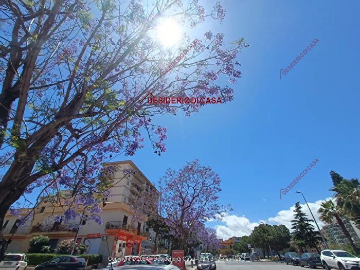 Appartamento trilocale in vendita in Via Dante Alighieri Bagheria Pa Italia, Bagheria