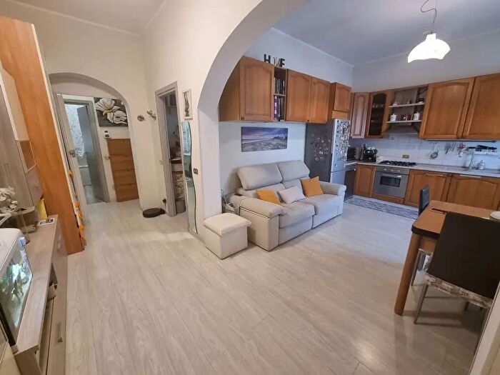 Appartamento trilocale in vendita in Via Palladio, Limbiate