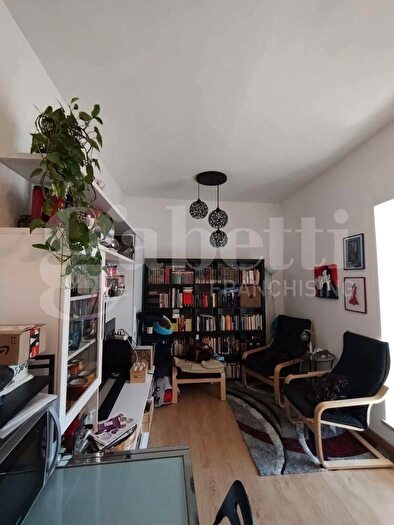 Appartamento bilocale in vendita in Via delle Palme, Roma