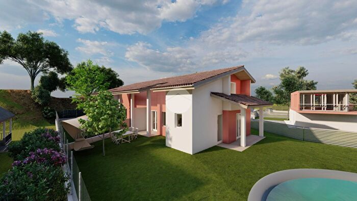 Casa con 5 locali in vendita in Via Don Mosetto, Ivrea