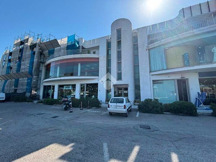 Casa in affitto in Via XXII Maggio, Marina, Città Sant'Angelo